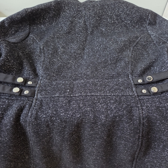 Jacket - Picture 6 of 6